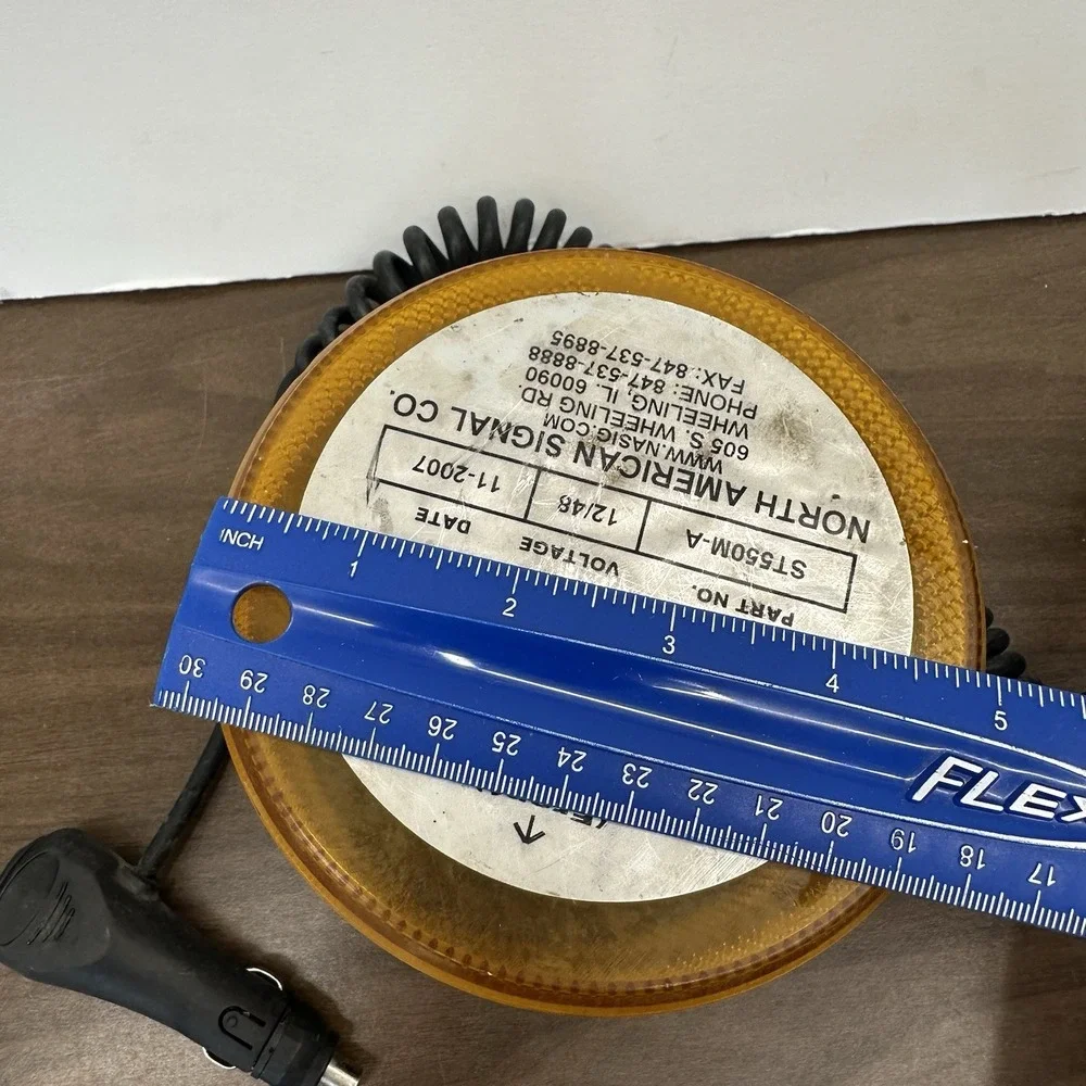 Amber Strobe Light DFS550M-A 12/48 Volts North American Signal Co. 2005 12v Plug